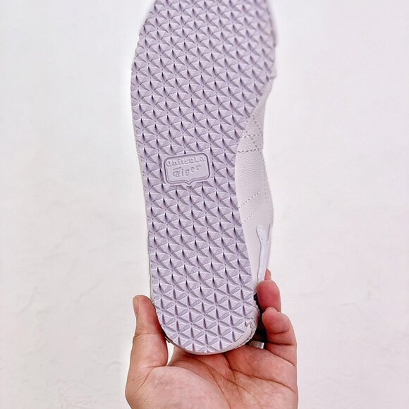 Onitsuka Tiger Mexico 66 Light Grey Leather Sneakers - Picture 5 of 8